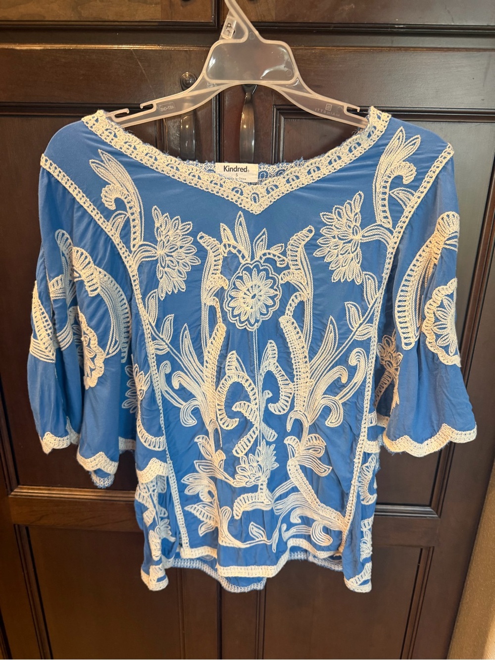 Anthropologie Kindred Blue & Cream Embroidered Boho Blouse Top Small